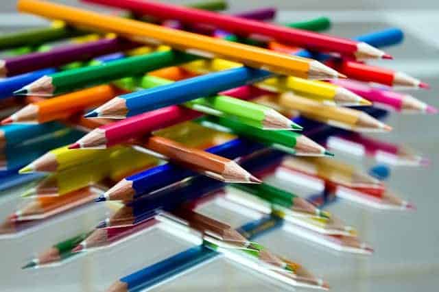 colored-pencils-2934857_640